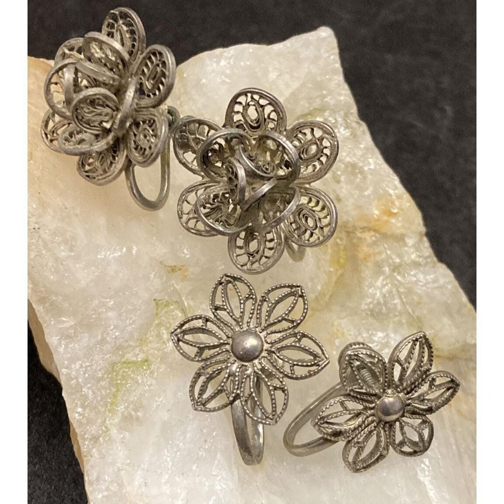 Vintage Spun Silver Flower Screwback‎ Earrings Sterling 925 Silver 8g - 2 Pairs